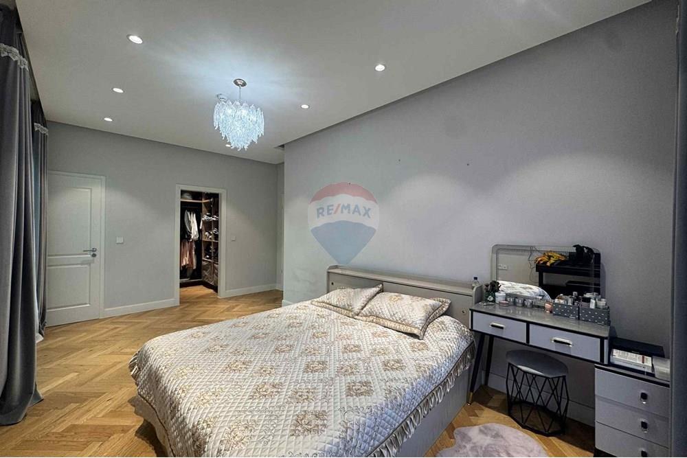 Residential - Parking - Khan-Uul, Mongolia - MN - 19270892-b849-4ecc-a433-09ae05807174.jpg - 119012121-707