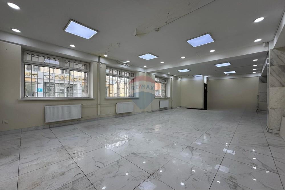 Comercial - Industrial - Чингэлтэй, Монгол - MN - 1337a19e-6958-41b7-a090-337c678fa8b9.jpg - 119012221-530