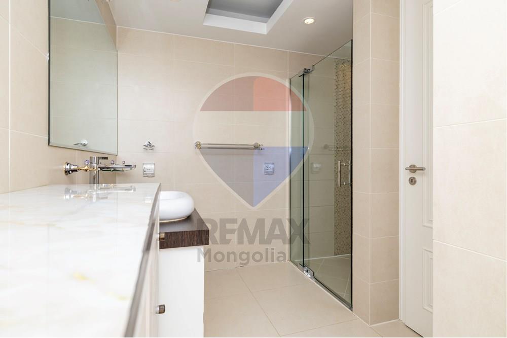 Residential - Duplex - Khan-Uul, Mongolia - MN - 0G0A4349.jpg - 119012206-317