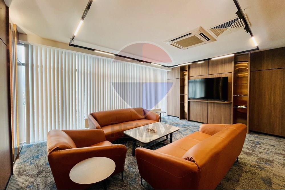 Commercial - Office - Sukhbaatar, Mongolia - MN - IMG_1050 2.jpg - 119012189-470