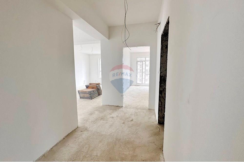 Residencial - Block of Apartments - Баянзүрх, Монгол - MN - 552407157_122157869318424307_9131030616980577778_n.jpg - 119012351-79