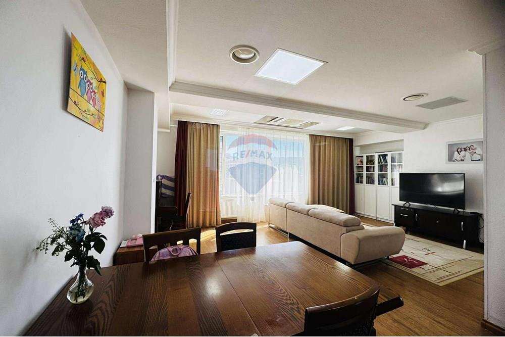 Residential - Condo/Apartment - Sukhbaatar, Mongolia - MN - 541139368_1947898149318568_2699845380151879822_n.jpg - 119012347-42