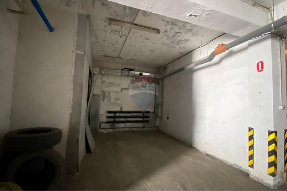 Residential - Parking - Khan-Uul, Mongolia - MN - 373036012_265787839654194_4062286339884934929_n.jpg - 119012233-105