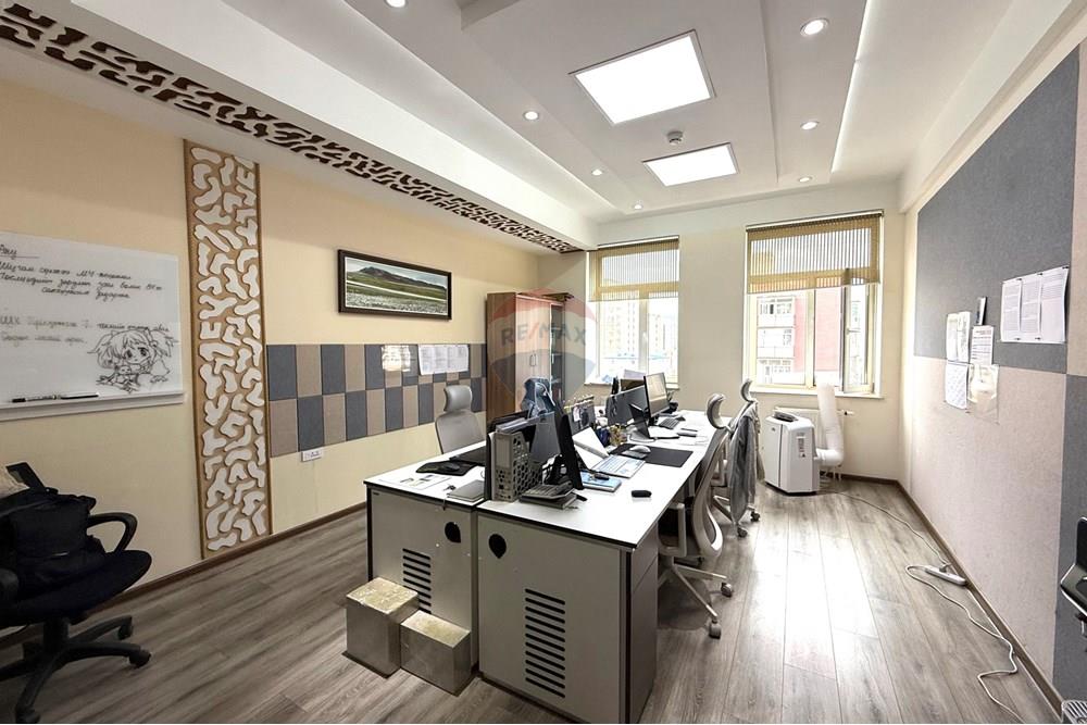 Commercial - Office - Sukhbaatar, Mongolia - MN - IMG_1291.jpg - 119012236-242