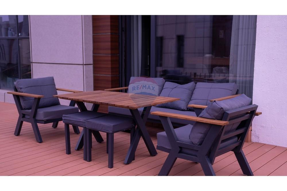 Residential - Two Level House - Bayanzurkh, Mongolia - MN - DSC01356.jpg - 119012362-80