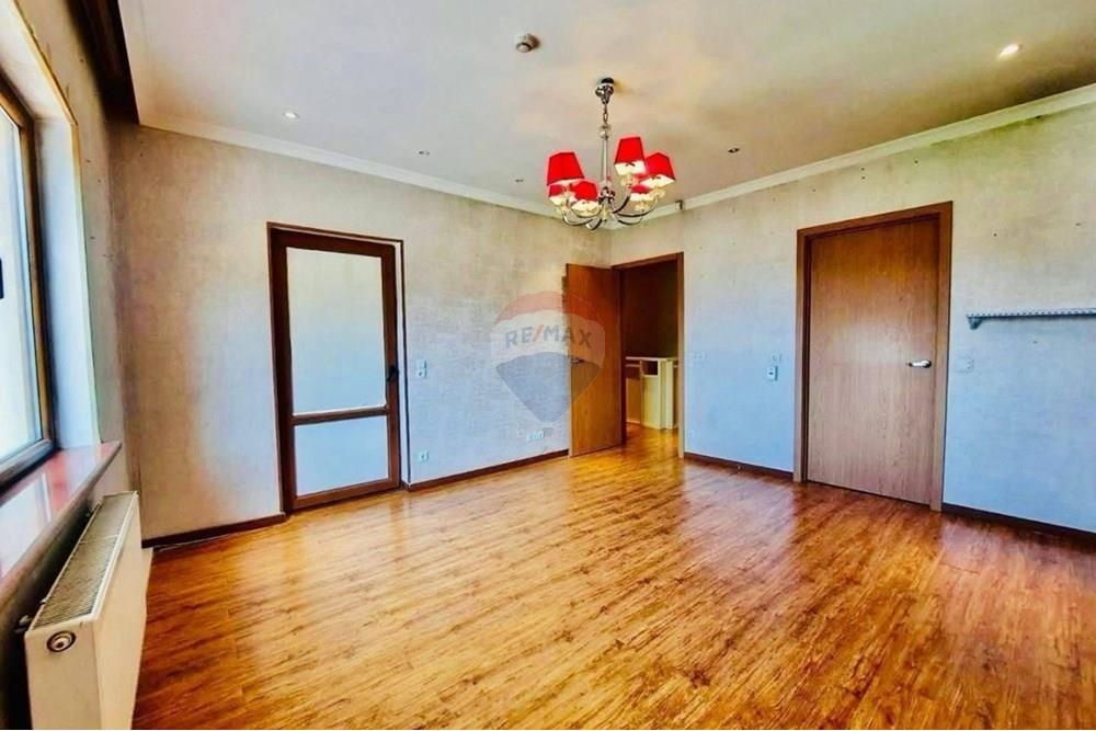 Residential - Townhouse - Sukhbaatar, Mongolia - MN - viber_image_2025-10-05_18-36-07-994.jpg - 119012347-48