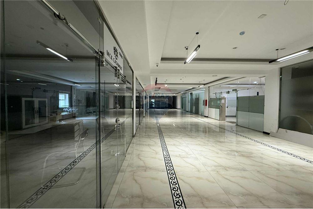 Commercial - Commercial/Retail - Khan-Uul, Mongolia - MN - 2 - 119012080-280