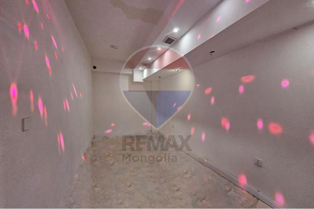 Commercio - Commerciale/Negozi - Баянгол, Монгол - MN - 20251204_201232.jpg - 119012145-477