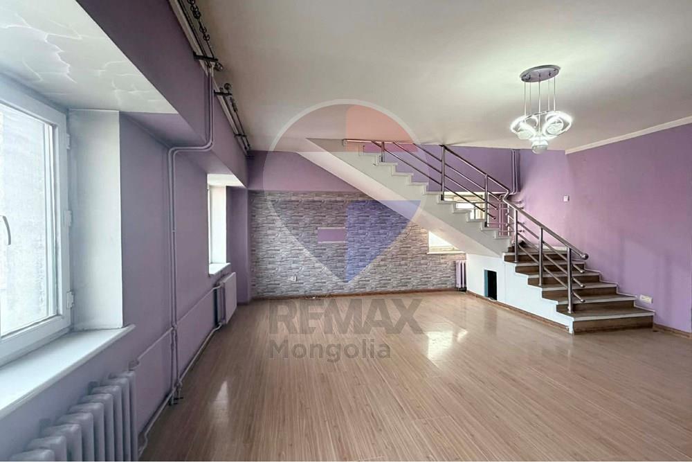 Residential - Parking - Bayanzurkh, Mongolia - MN - b9aa330f-6368-43ad-a02b-9dec471d50ec.jpg - 119012391-33