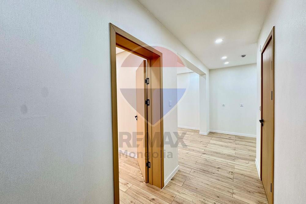 Residential - Condo/Apartment - Sukhbaatar, Mongolia - MN - bc4420fa-bb5d-43a0-953b-9571e605b4ba.jpg - Anteroom  - 119030102-460