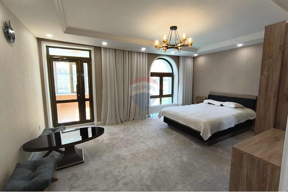 Residencial - Casa en dos niveles - Хан-Уул, Монгол - MN - 552646697_1364951984468513_6166182235852090211_n.jpg - 119012099-171