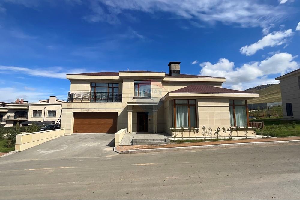 Residential - Two Level House - Khan-Uul, Mongolia - MN - IMG_0177.jpeg - 119012413-163