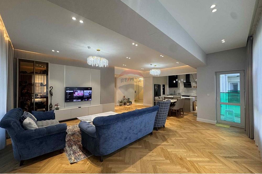 Residential - Parking - Khan-Uul, Mongolia - MN - 12.jpg - 119012121-707