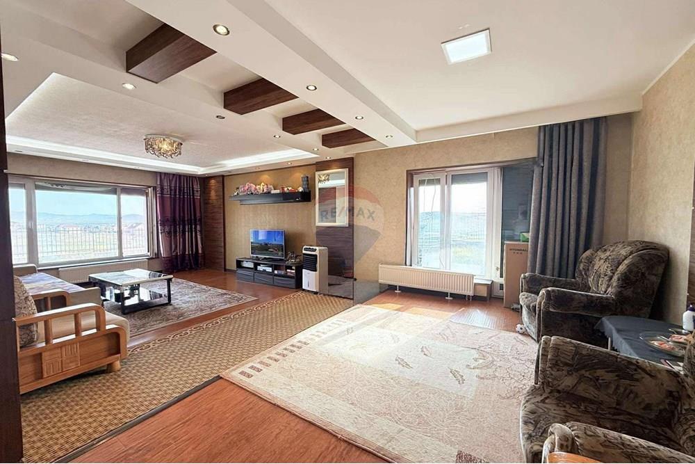 Prédio Habitacional - Casa em vários níveis - Сүхбаатар, Монгол - MN - IMG_0873.jpeg - 119012317-69