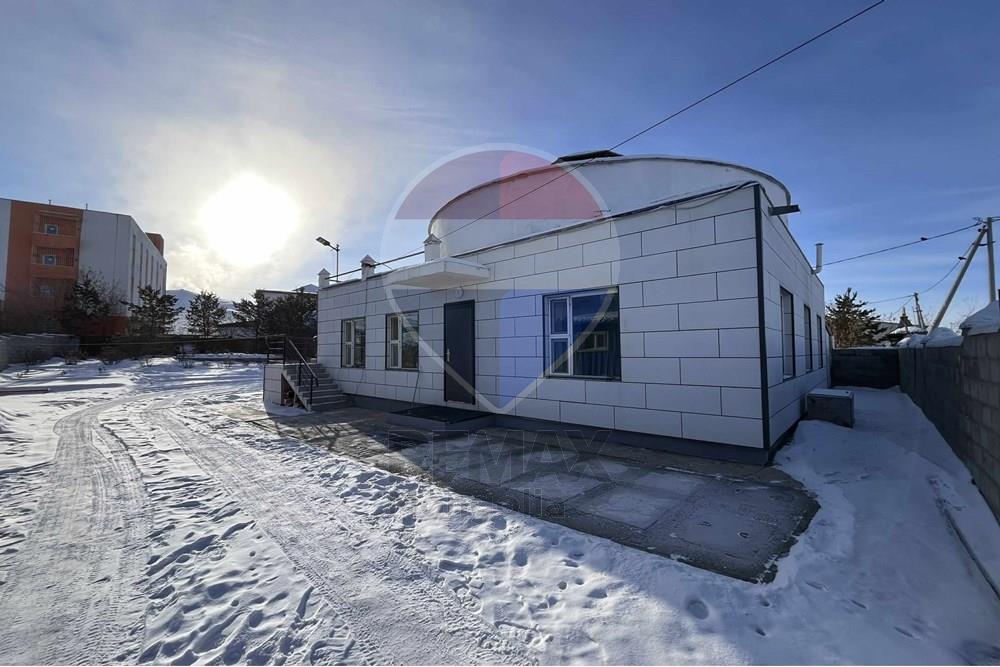 Residenziale - Casa su più livelli - Дархан, Монгол - MN - 597280248_854141623924337_5982127485259354041_n.jpg - 119012219-1179