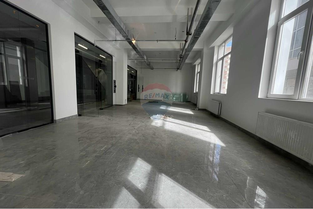 Comercial - Business - Баянзүрх, Монгол - MN - 8bb2d7e1-62da-4937-b9da-d2f549571fd8.jpg - 119012368-45