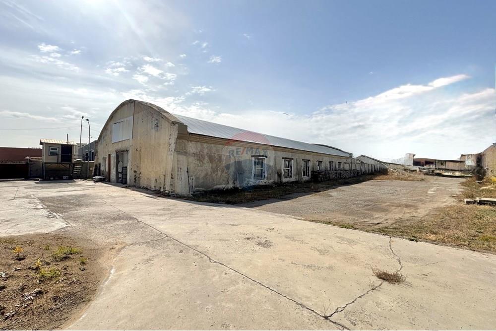 Commercial - Industrial - Songinokhairkhan, Mongolia - MN - IMG_9261.jpg - 119012165-435