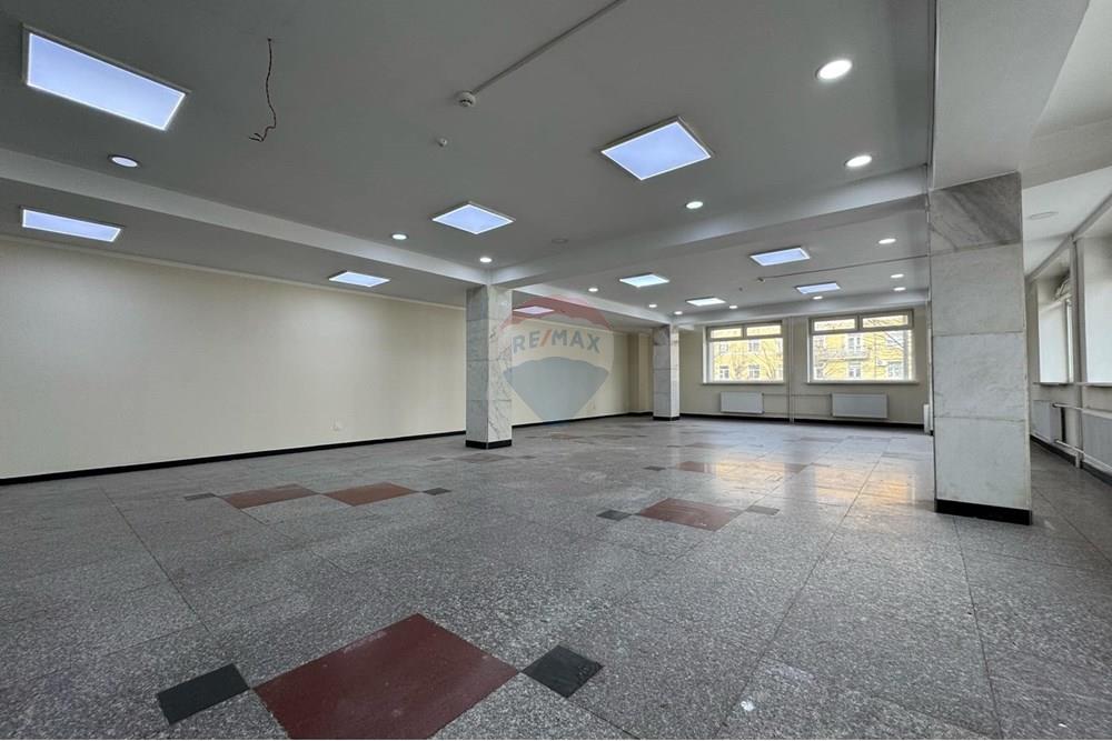 Comercial - Industrial - Чингэлтэй, Монгол - MN - fd40526f-02ec-48e7-9338-b2491b322c22.jpg - 119012221-530