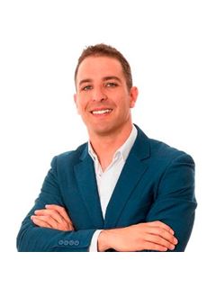 Brokeris/Īpašnieks - Bruno Saraiva - Universal