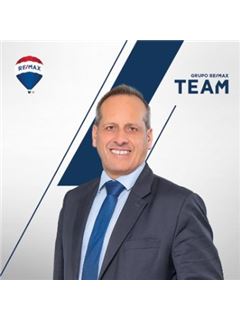 Artur Varela - Team Forever