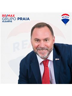 Vodja agencije - Rui Bernardo - Praia