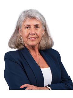 Carla Torres - Universal