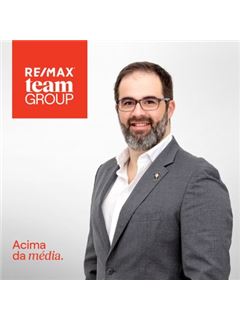 Broker/Owner - Carlos Rosa - Team Forever