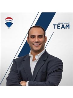 Makler - Praktikant/in - Francisco Coias - Team