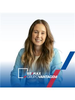 Broker / Owner - Bárbara Oliveira - Vantagem Invicta