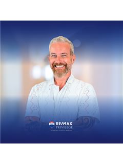 Jack Macleod - Privilege