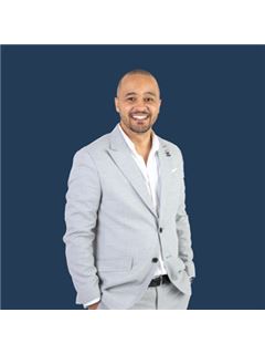 Pedro Guerra - Passion Center