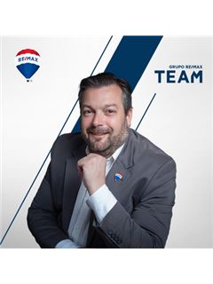 Tiago Cadeireiro - Team