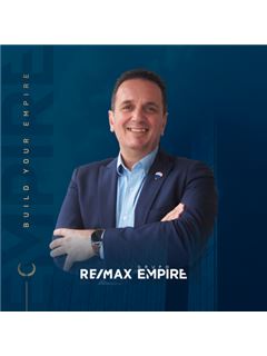 Broker/Owner - Paulo Viegas - Gold