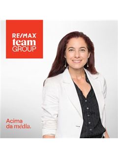 Associate in Training - Florencia Saladino - Team