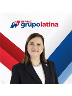 Paula Silva - Latina II