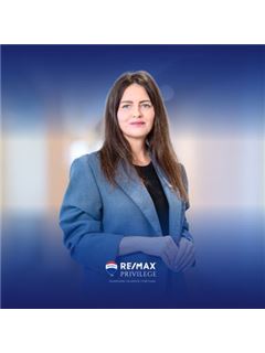 Valeriia Korshikova - Privilege