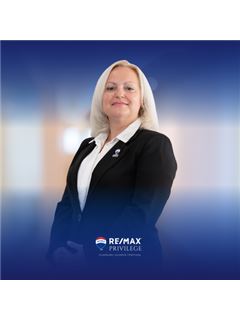 Olena Fostyak - Privilege