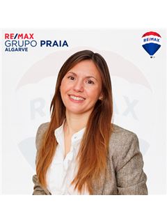 Vodja agencije - Tânia Serafim - Praia