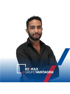 Dinis Lázaro - Vantagem Central