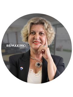 Camila Moreira - Pro