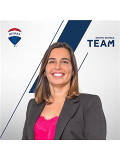 Inês Teixeira - Collection Signature