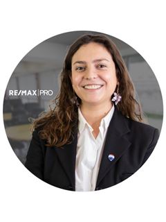 Maria Ferreira - Pro