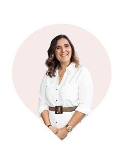 Broker/Owner - Isabel Rodrigues - Place Strada