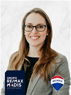 Vanessa Oliveira - RE/MAX - Madis
