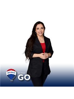Sophie Andrade - Go