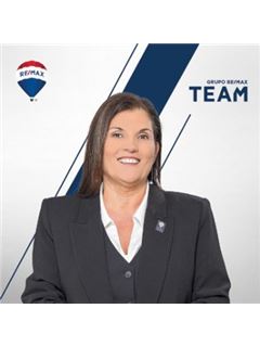 Manuela Pereira - Team Forever