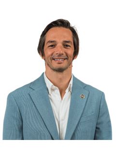 Pedro Dores - Universal