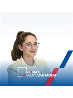 Office Staff - Sara Jesus - Vantagem Planície