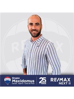 Broker/Owner - Carlos Ferreira - Next