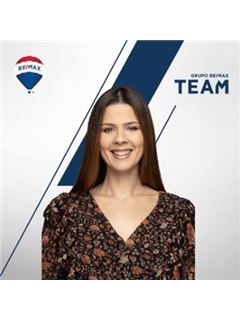 Vera Leão - Team